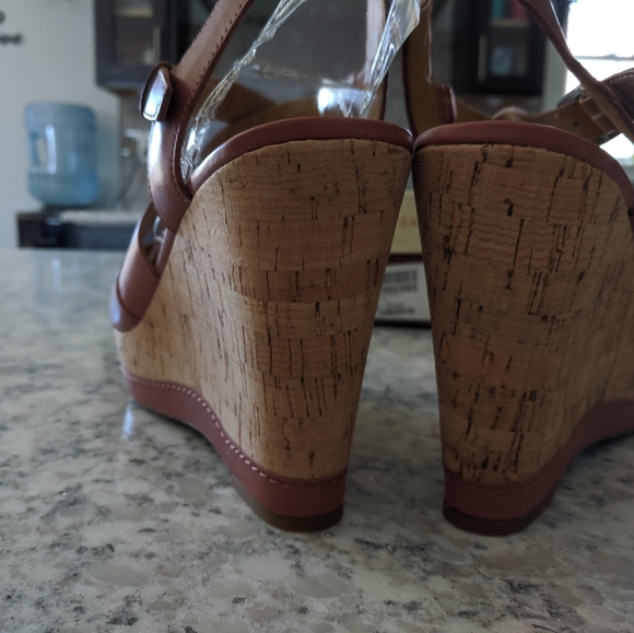 Brand Franco Wedge Sandals - Picture 6 of 7